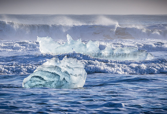 Icebergs 375